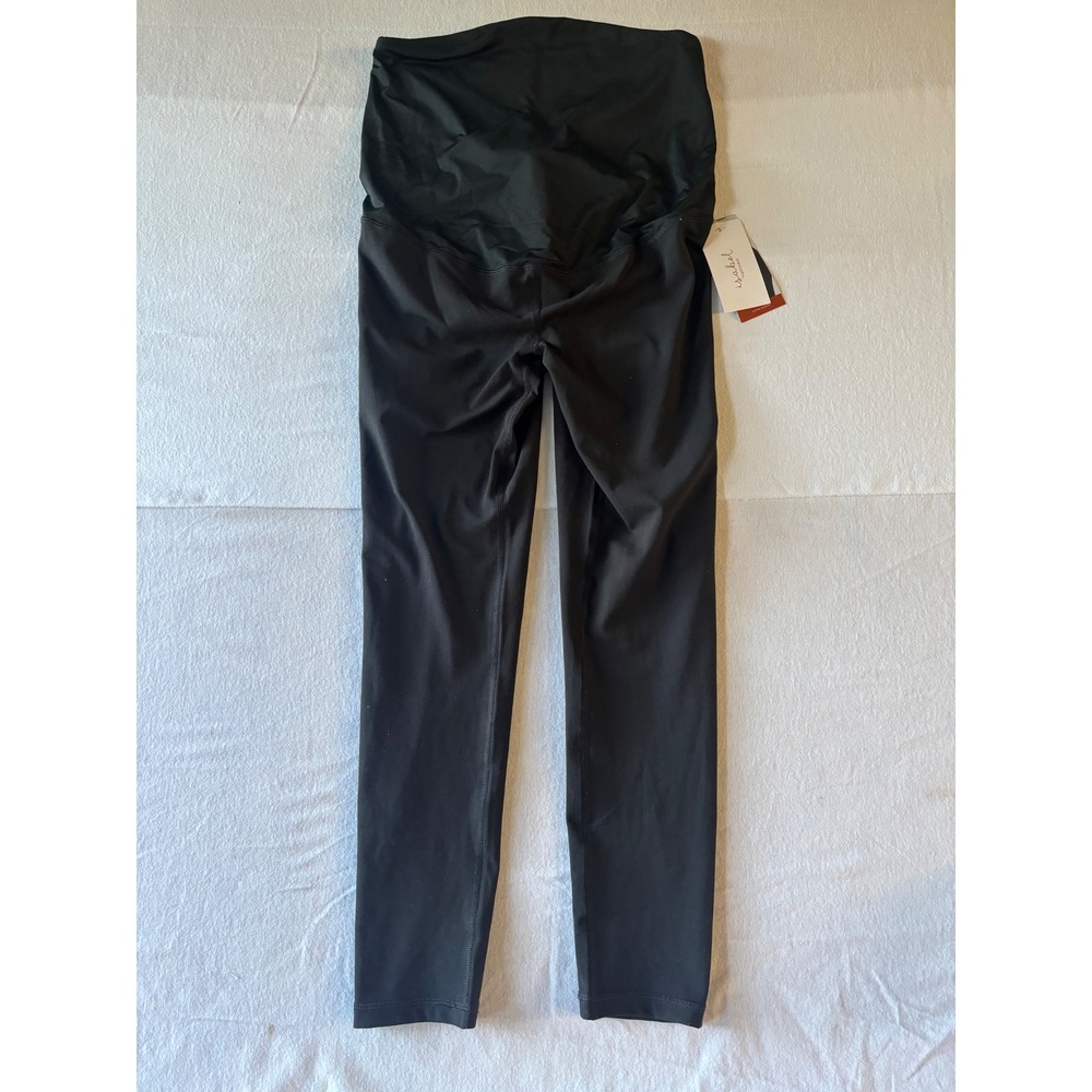 Isabel Maternity by Ingrid & Isabel Black Crossover Active Leggings Size L NWT